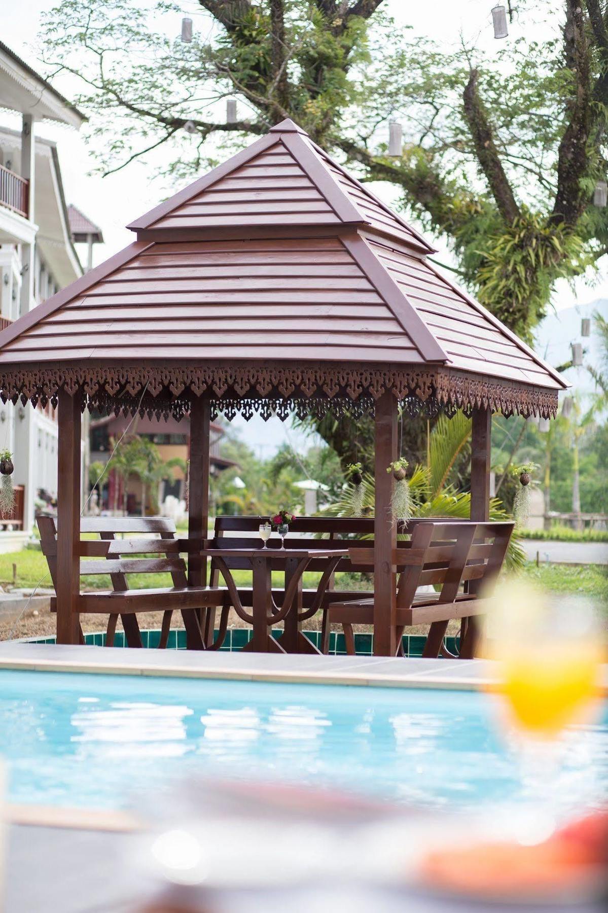 Thavisouk Riverside Hotel Ванг-Виенг Экстерьер фото